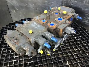 Liebherr Ventilblock